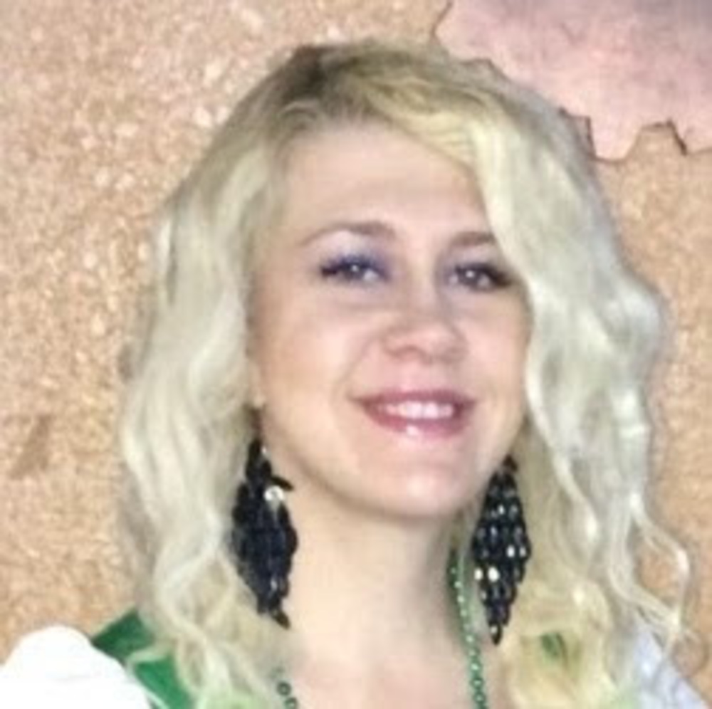 Meet your Posher, Candice